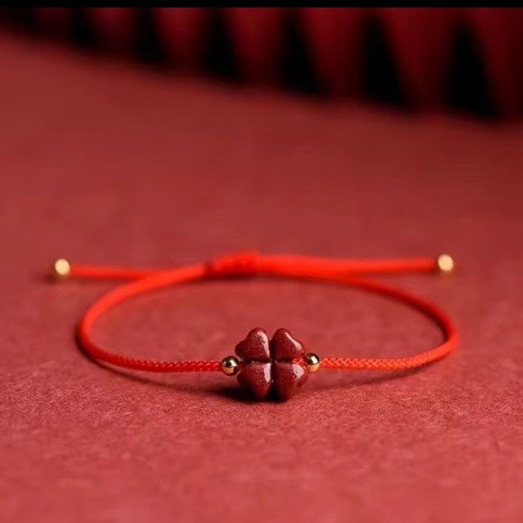 Lucky Clover Red Rope Bracelet – Handmade Adjustable - Picture 4 of 4